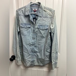 Tommy Hilfiger Denim shirt size medium